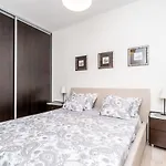 Apartment Iris